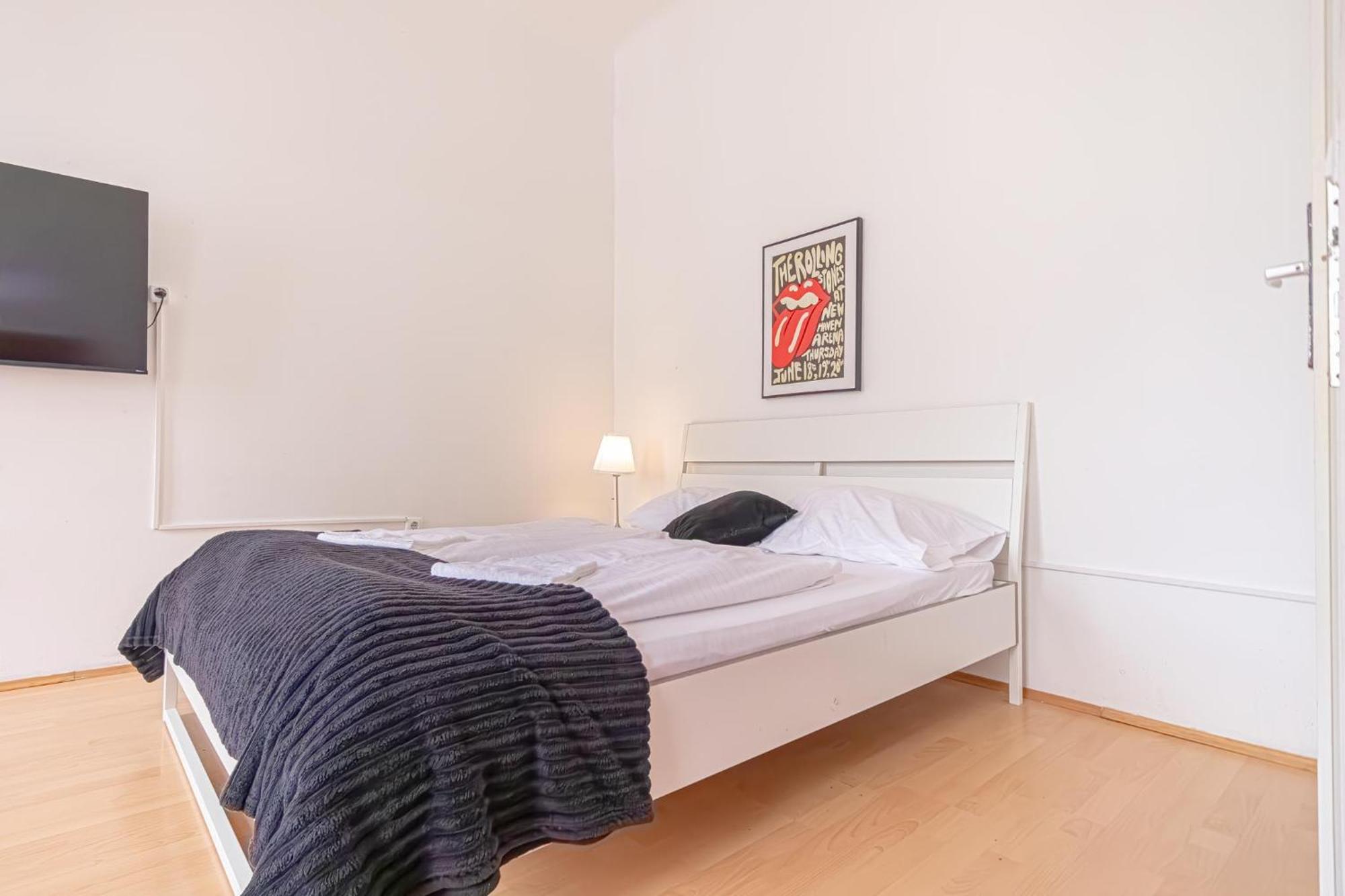 Sweet 3Br Shared Apt Near Wiener Stadthalle & Central Exterior photo