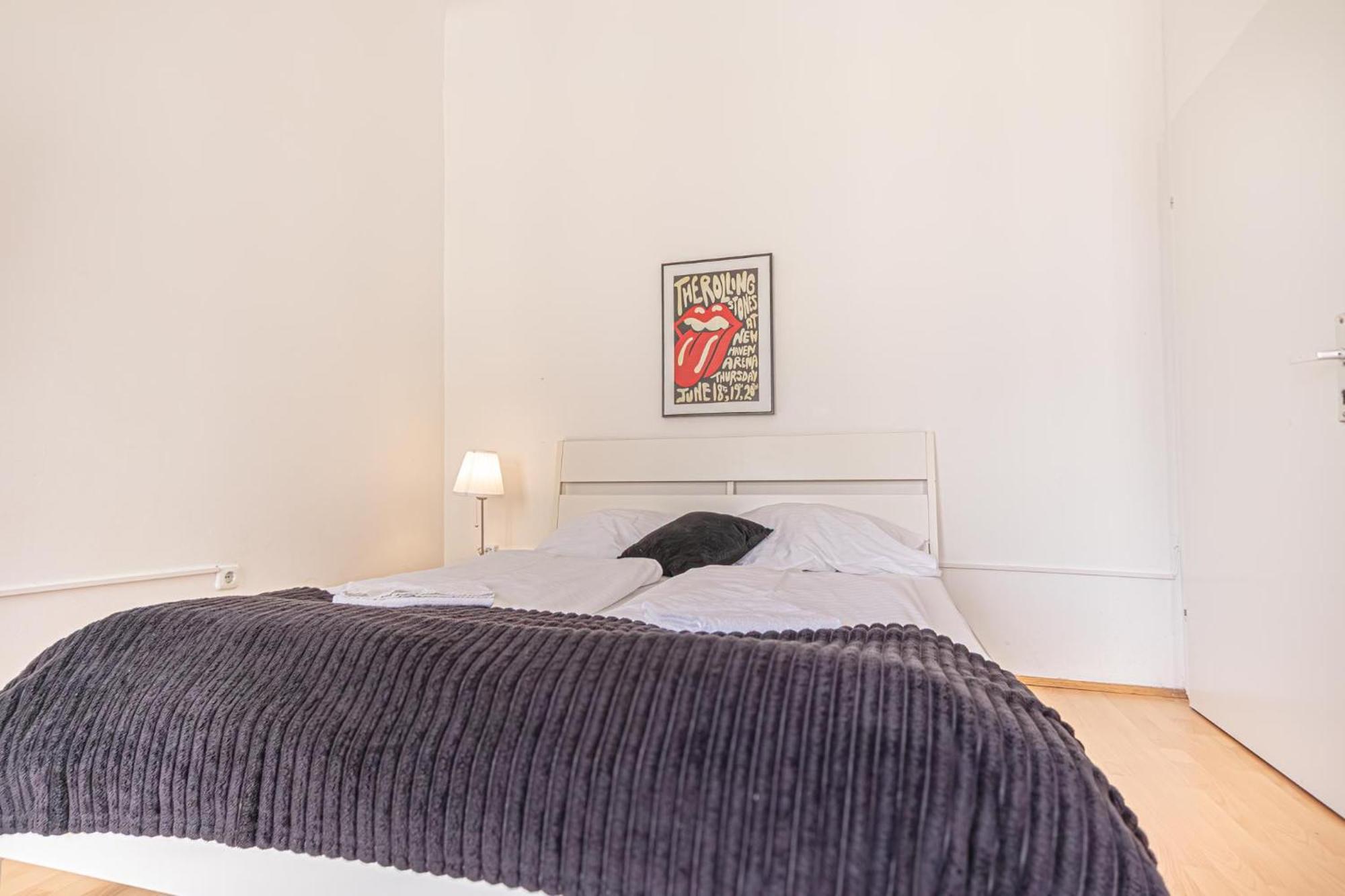 Sweet 3Br Shared Apt Near Wiener Stadthalle & Central Exterior photo